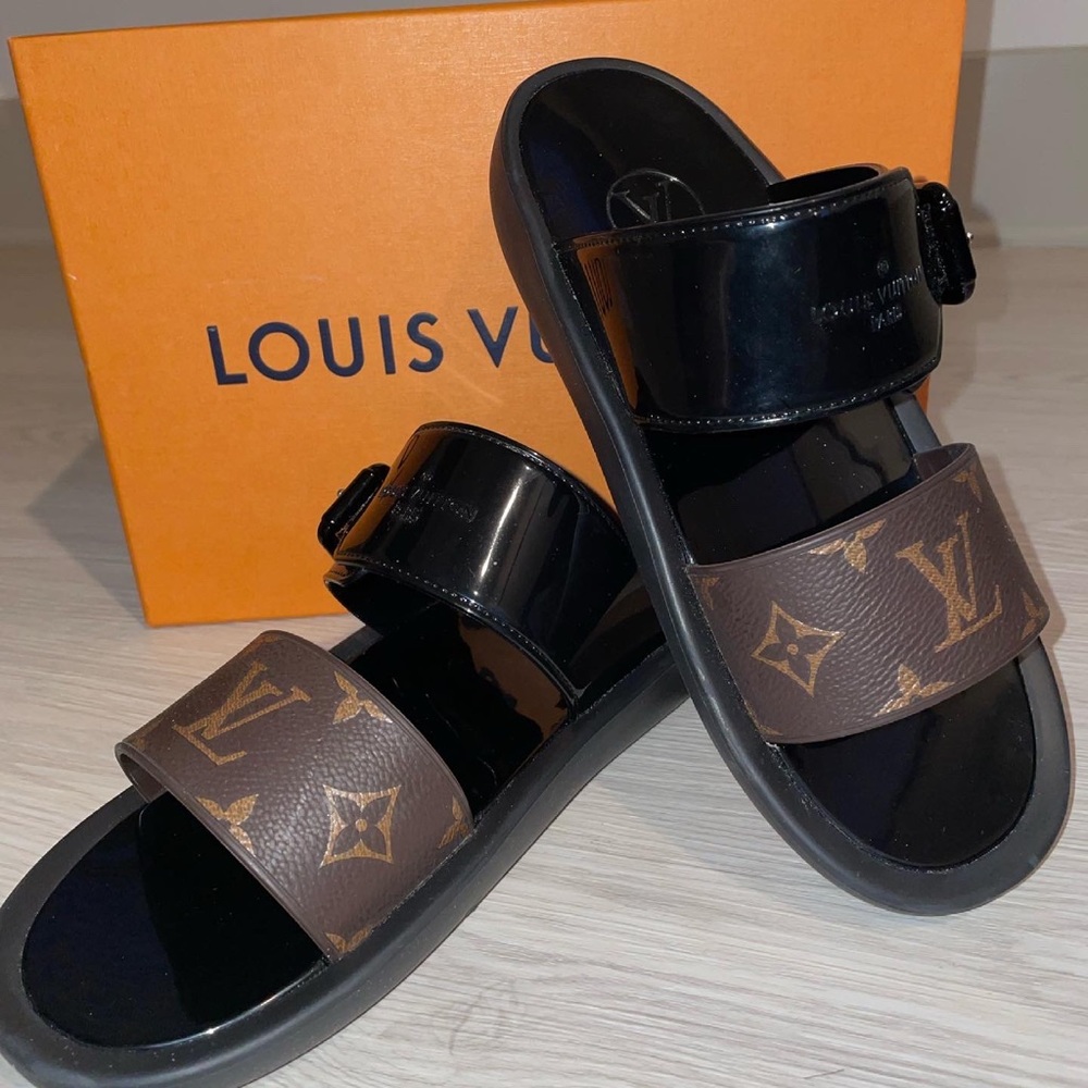 Sunbath Flat Mule Sandals